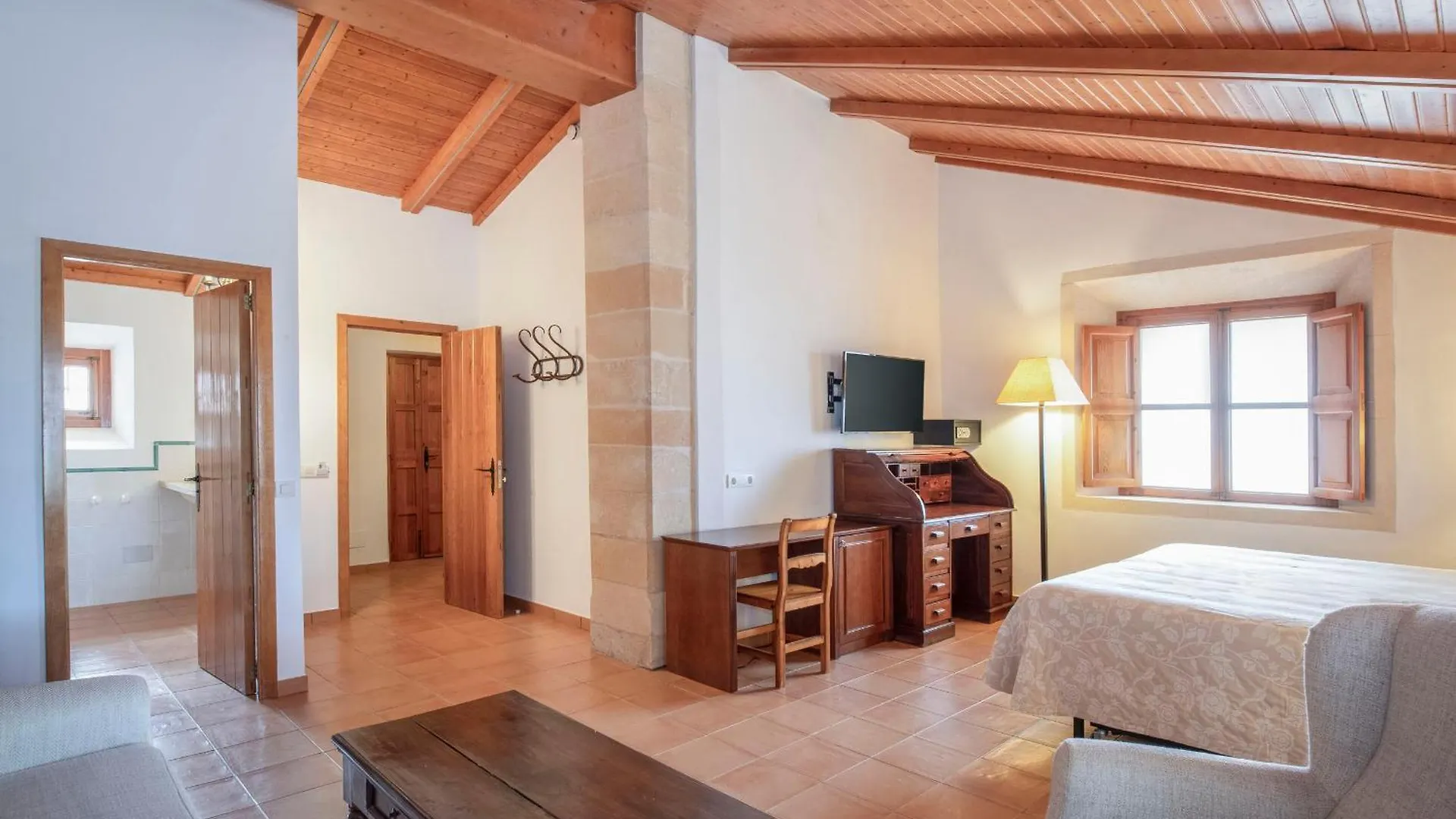 Country house Finca Son Roig By Valentin Porreres Spain