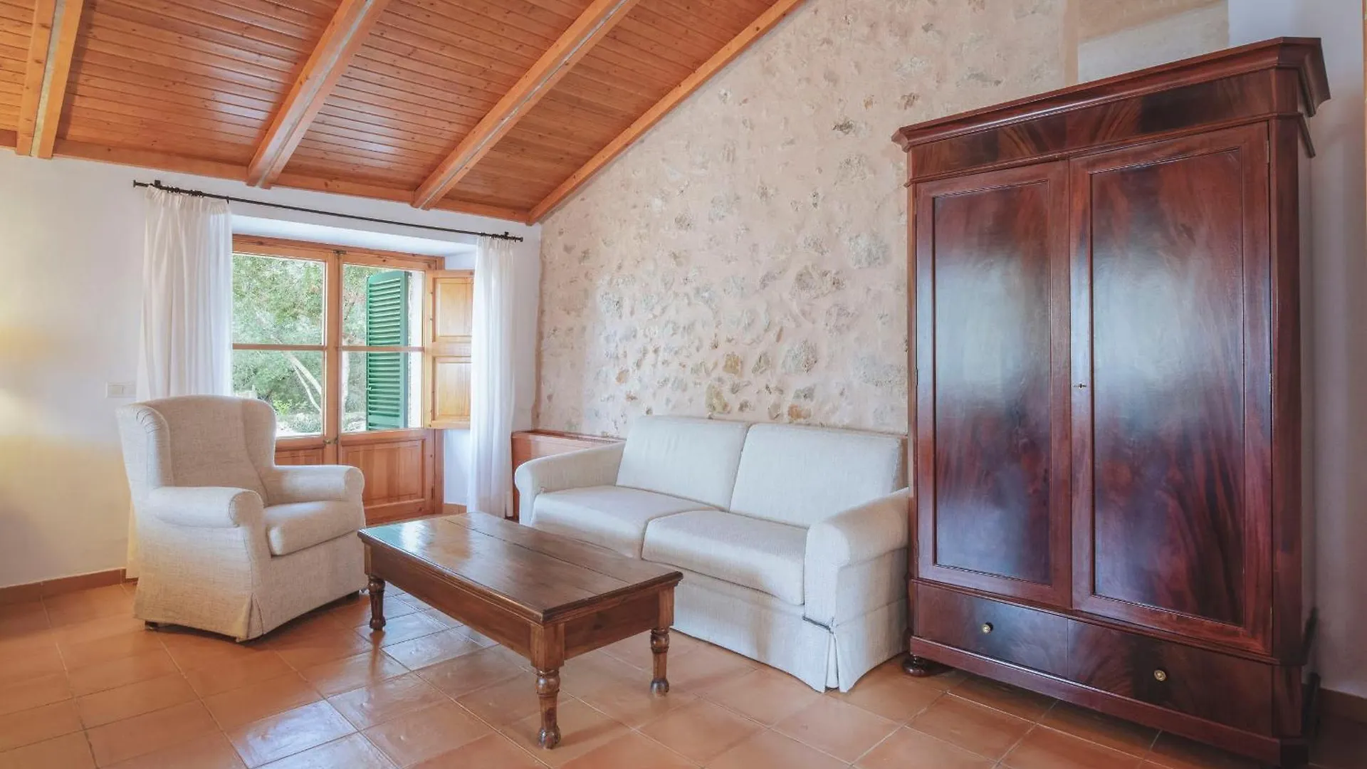 Finca Son Roig By Valentin Porreres Country house