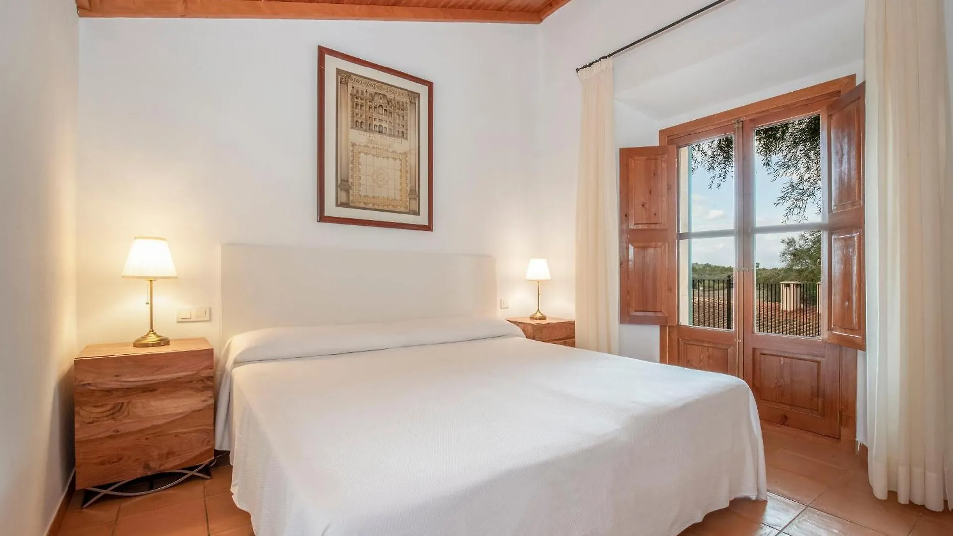 Country house Finca Son Roig By Valentin Porreres