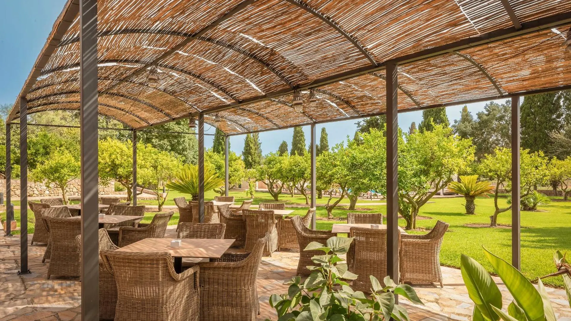 Finca Son Roig By Valentin Porreres Country house